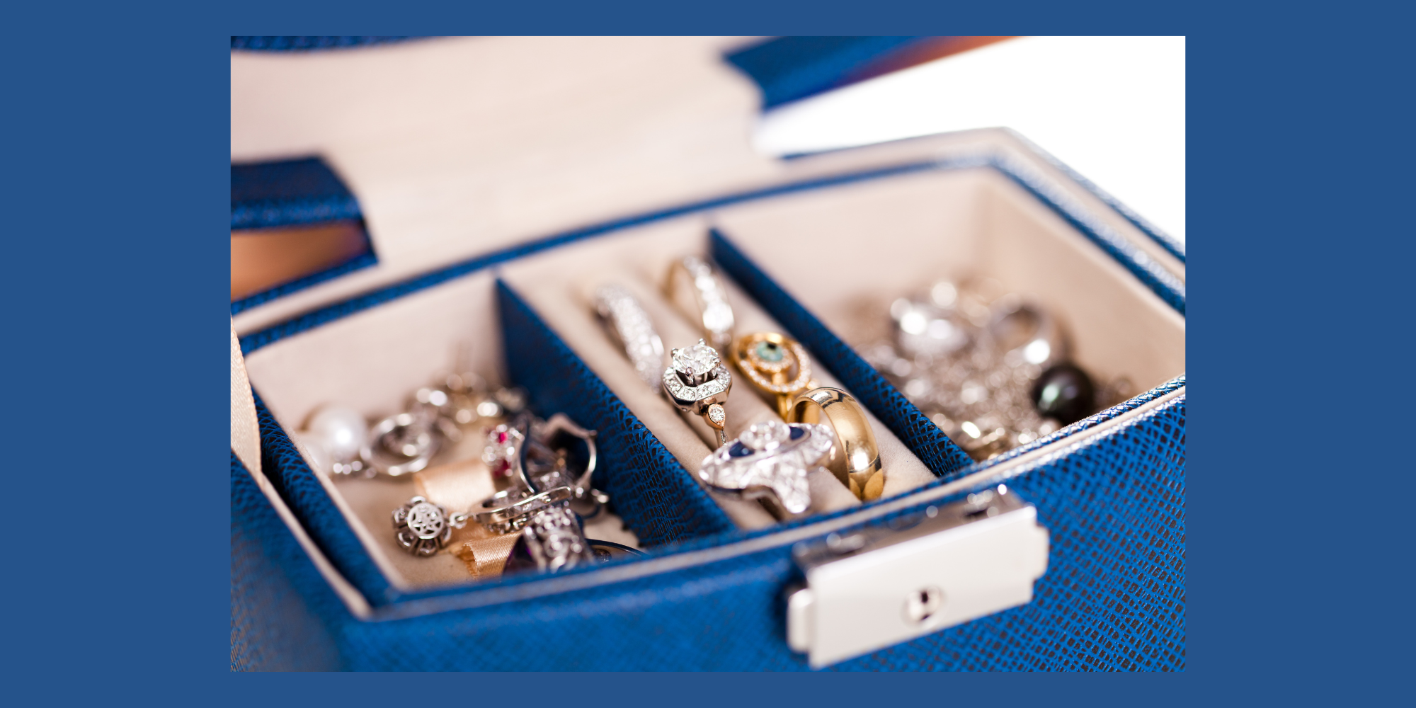 Beyond the Sparkle: The Emotional Value of Jewelry Box Treasures